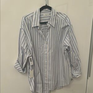 Aritzia (Babaton) women’s blue and brown striped shirt